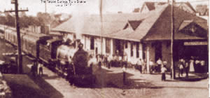 Train arriving at Tarpon Springs Depot